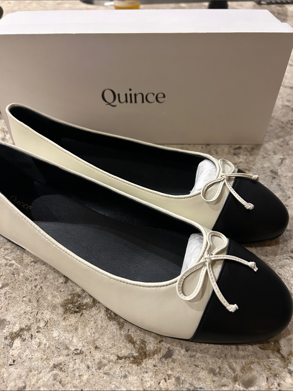 Quince Black and Bone Italian Leather size 10 Cap-Toe Ballet Flat